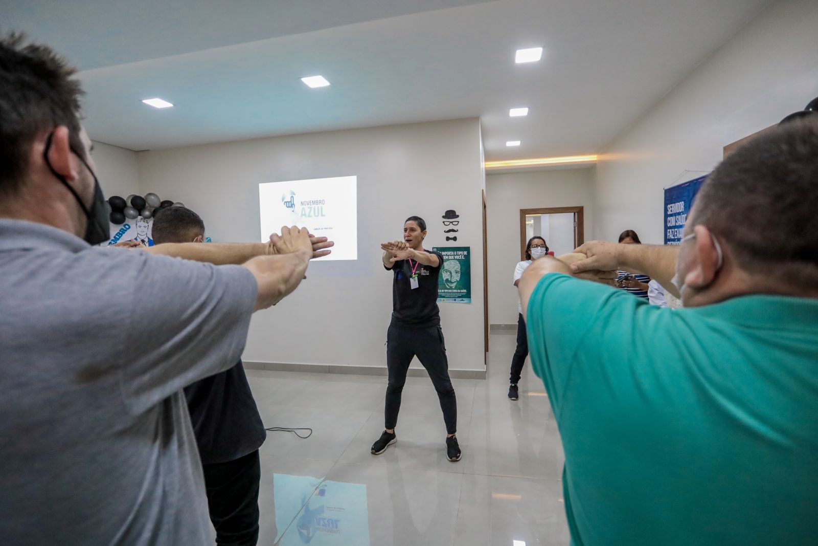 Ginástica laboral foi um dos serviços oferecidos para os servidores 