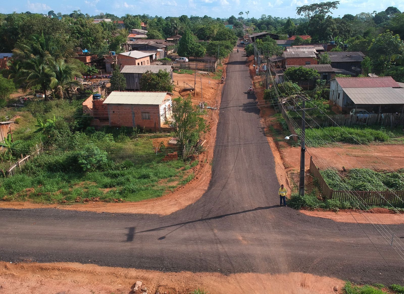 Estratégia da fresagem tem levado desenvolvimento aos distritos da capital