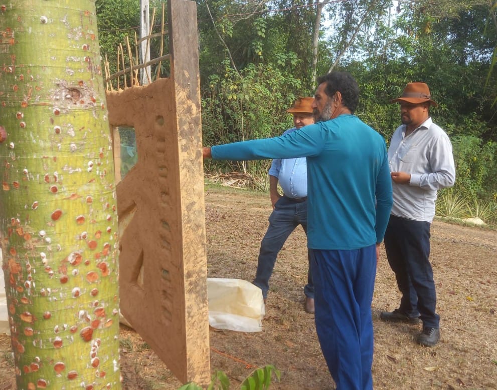 Participantes aprenderam a importância da apicultura para a saúde do planeta