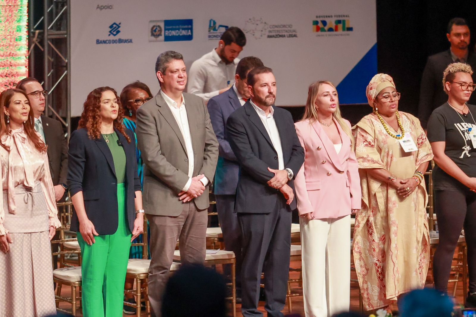 Prefeito Hildon Chaves participa das discussões do PPA Participativo, com a presença de ministro - News Rondônia Representantes de diversos segmentos apresentaram suas pautas