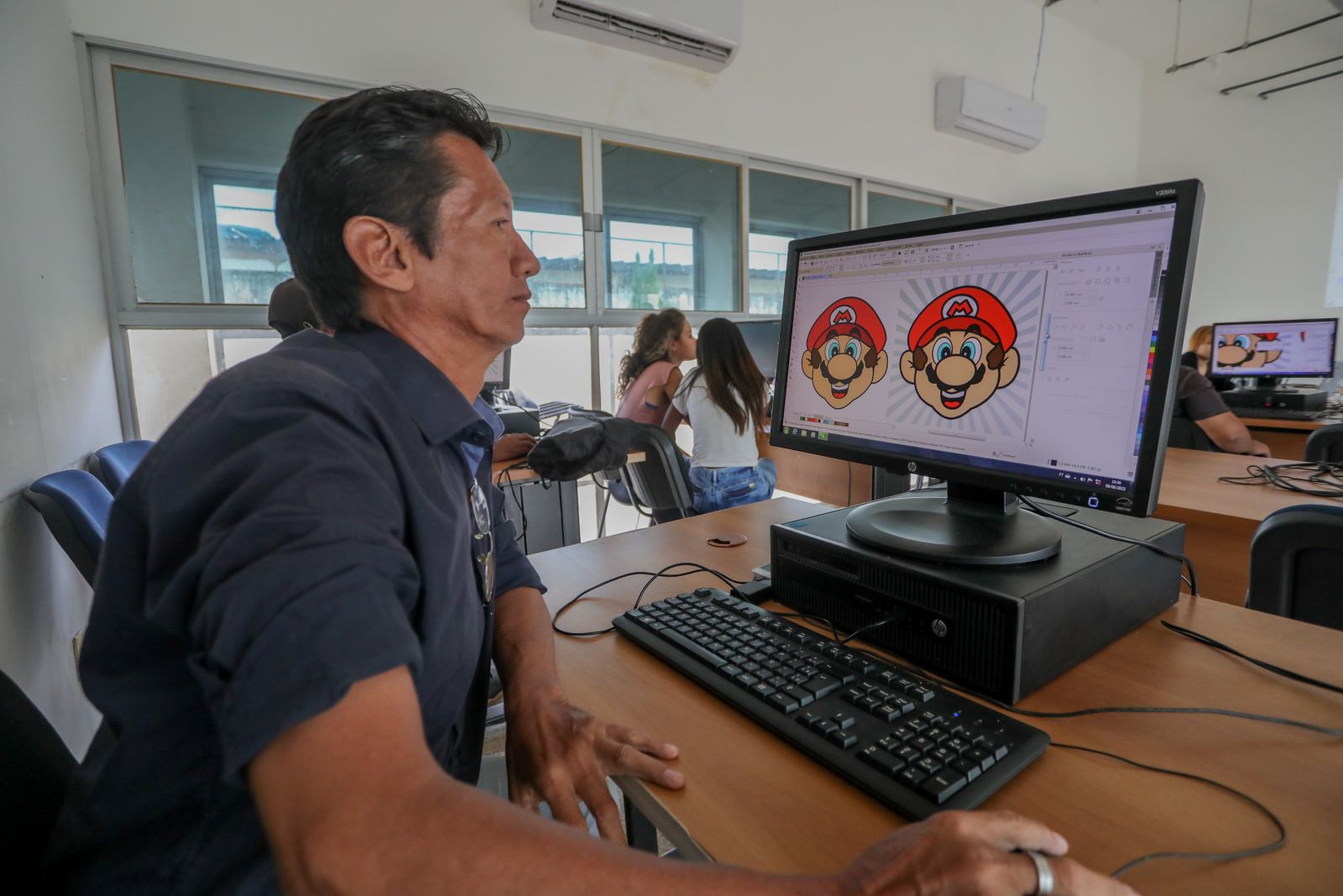 São 20 vagas para o curso de Designer Gráfico
