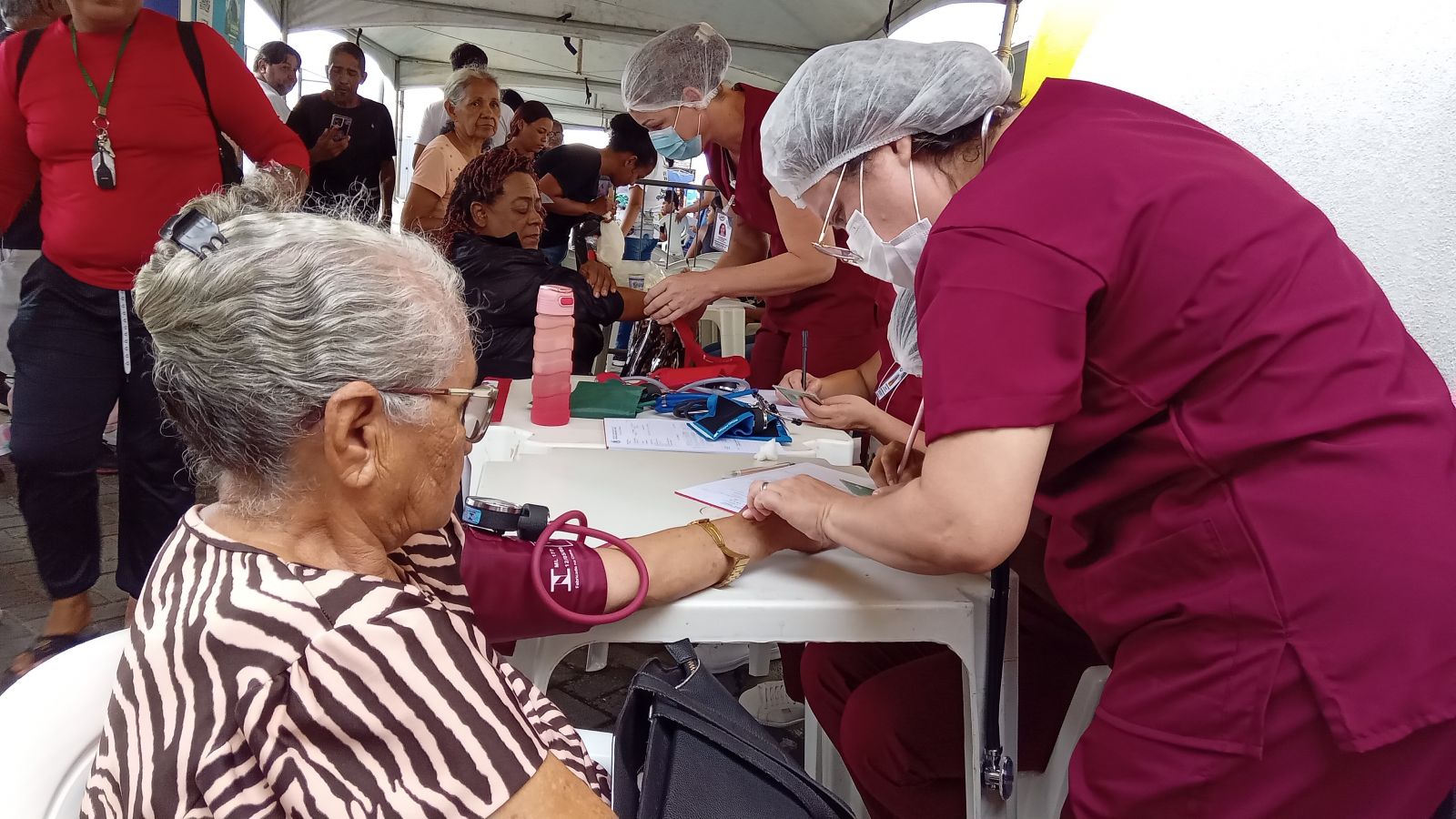 Semusa mobilizou mais de 100 profissionais, entre servidores e parceiros, para acolher, orientar e atender os pacientes