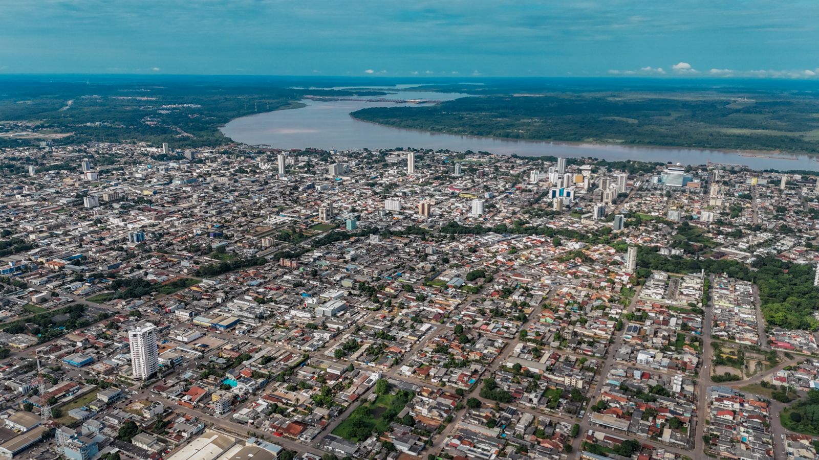 Semfaz disponibiliza quatro pontos de atendimento físico