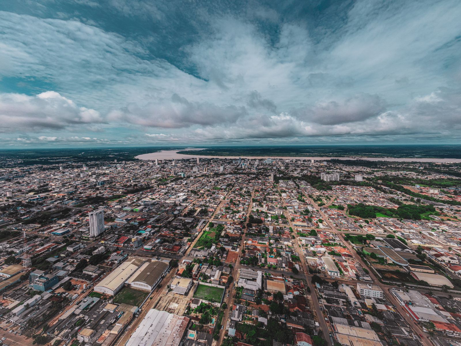Houve também aumento percentual na remuneração de servidores efetivos da Prefeitura 