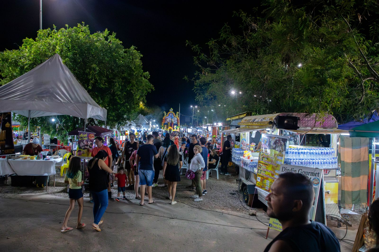 Projeto é uma forma de geração de renda para muitos ambulantes, fomentando a economia local