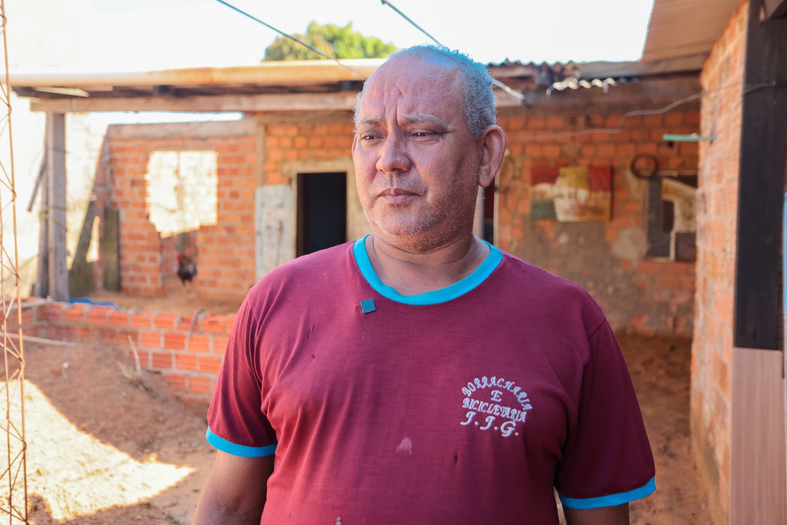 Receber o título definitivo da propriedade é também uma realização de um sonho para o morador Geraldo Souza