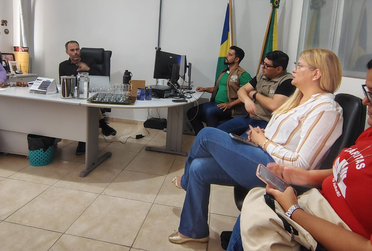 Semias destacou que atua de forma integrada para assegurar acolhimento, acesso a direitos e dignidade à população migrante