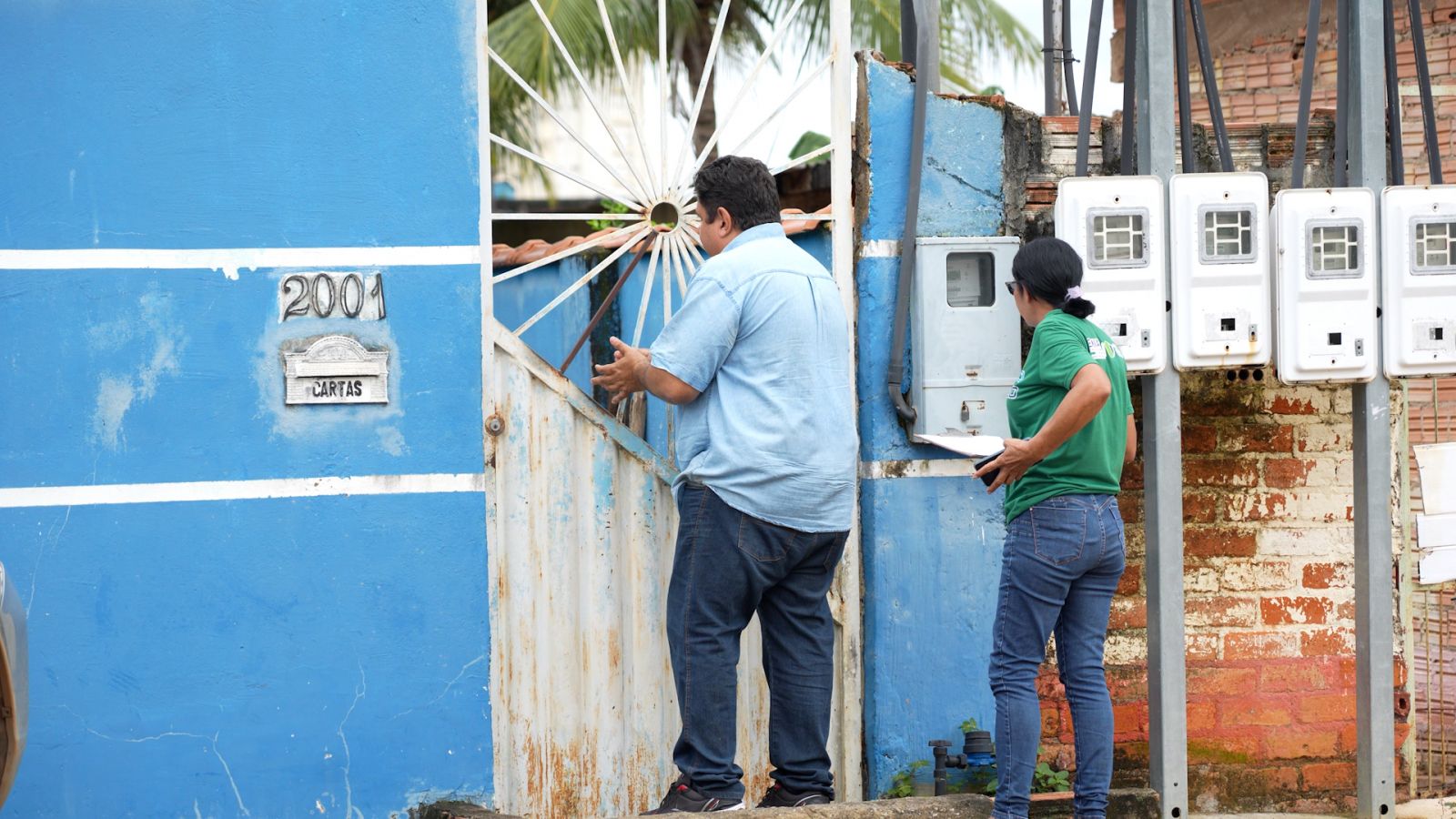 Ações têm caráter orientativo, buscando conscientizar comerciantes, empresas e a população