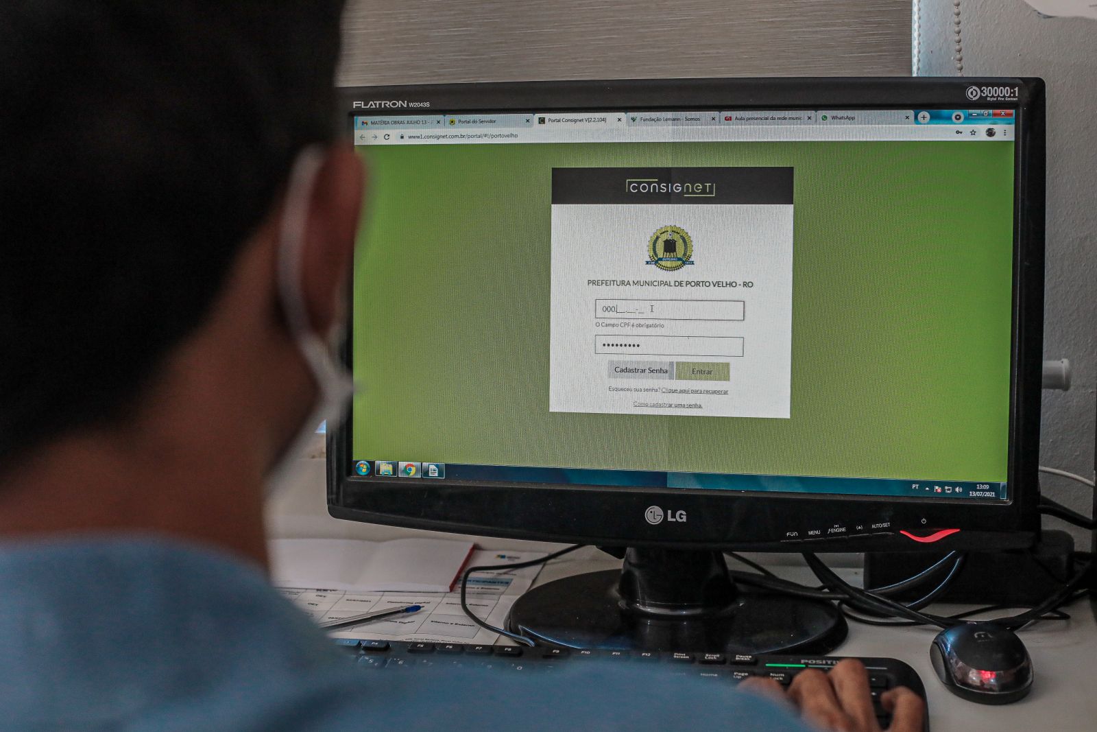 O trabalhador pode fazer o cadastro na plataforma diretamente no site