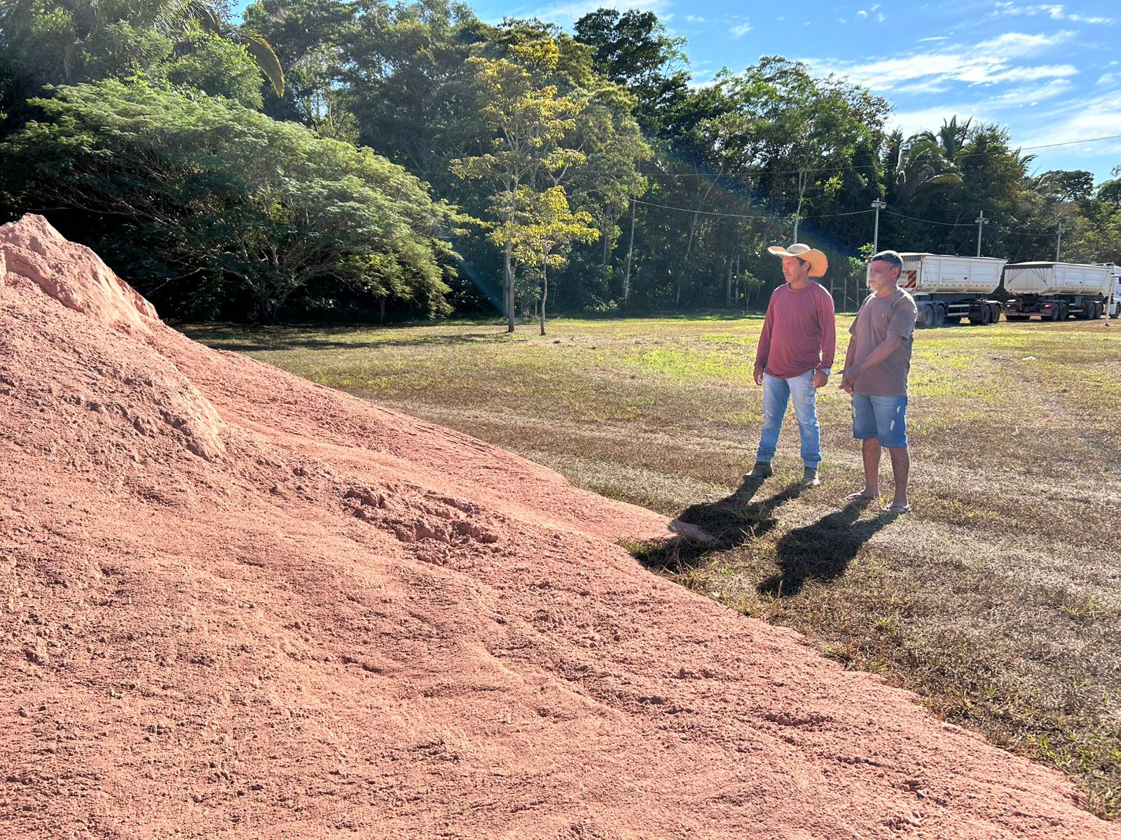 Edinaldo conseguiu melhorar a qualidade do solo, ampliar a área de plantio e aumentar a produtividade