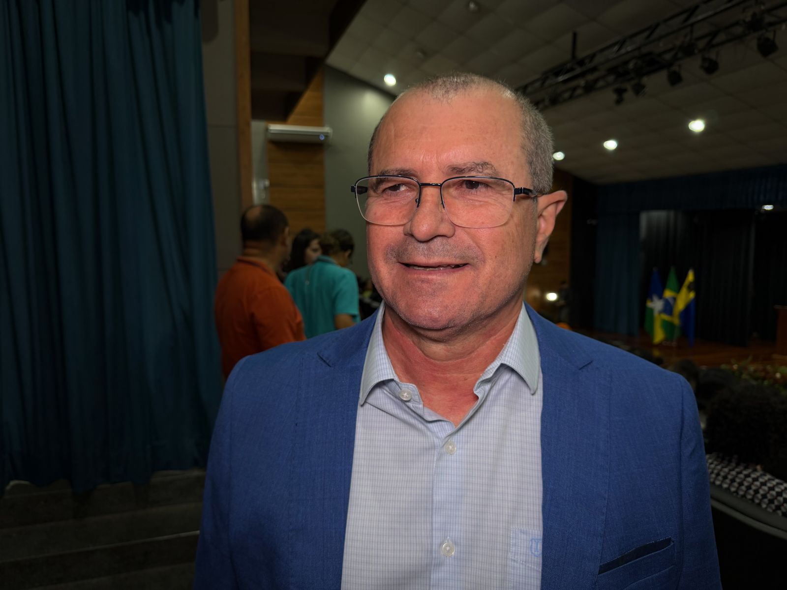 Wagner acompanha de perto a trajetória dos estudantes desde o edital até a colação de grau
