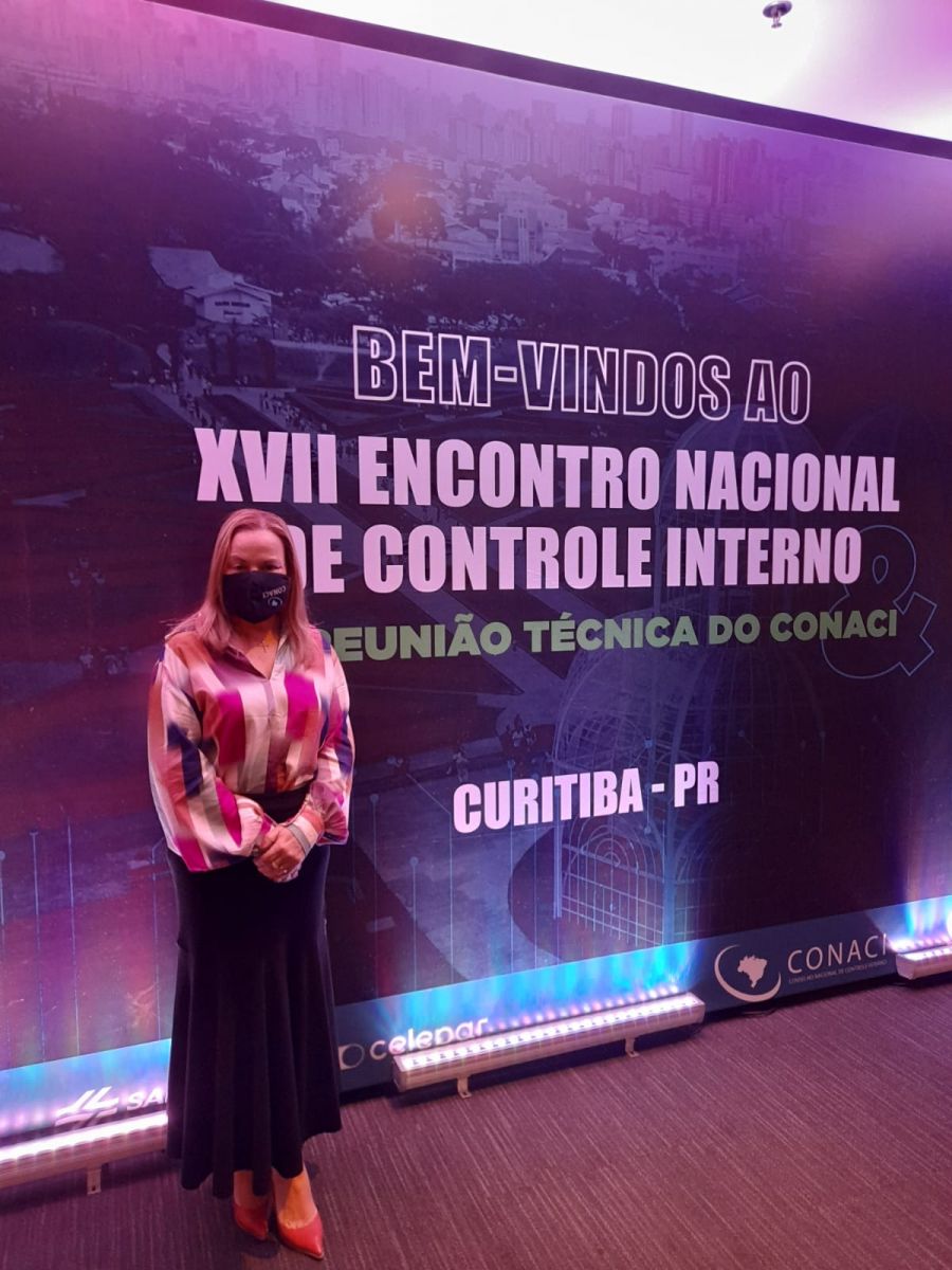 Controladora-geral de Porto Velho presente no evento