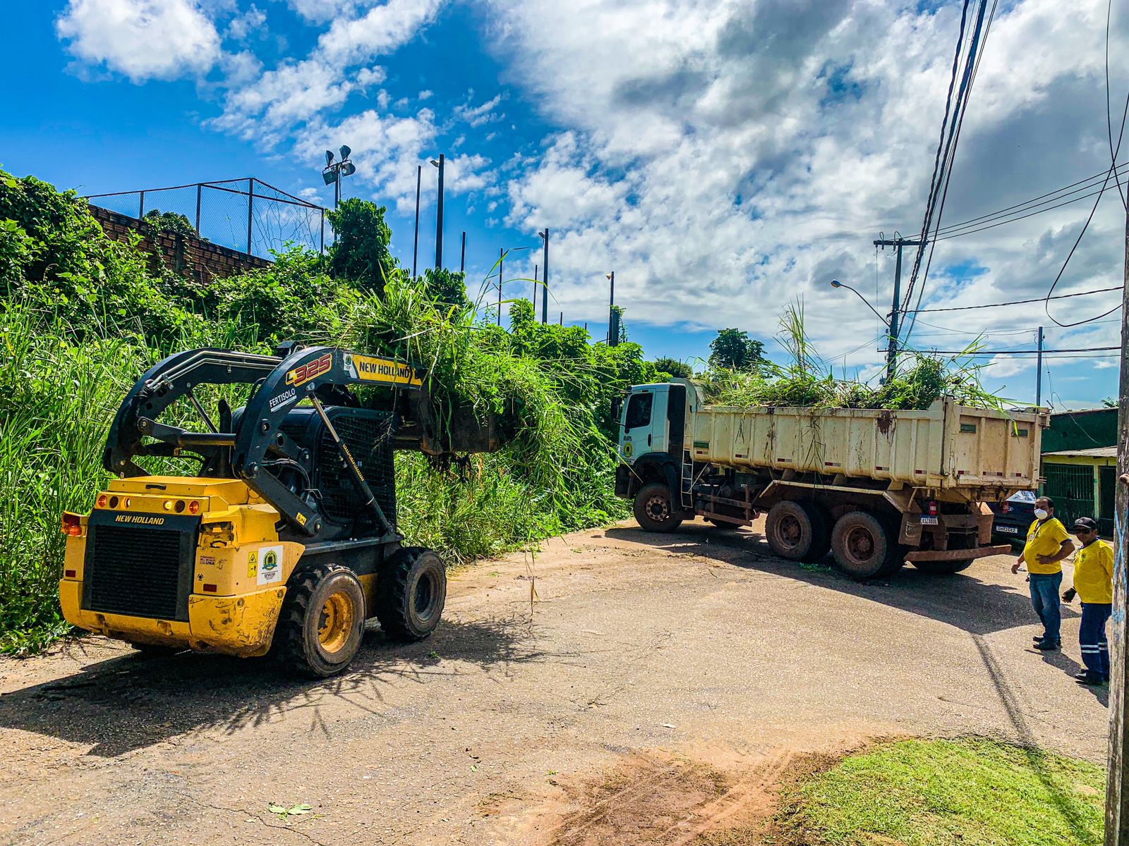 Ação colabora para a preservação do meio ambiente, promoção de saúde e previne entupimento de bueiros e galerias