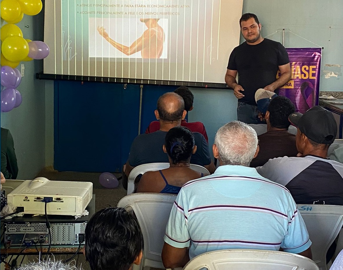 O médico e palestrante Felipe Marcelo orientou a população sobre sintomas e cuidados