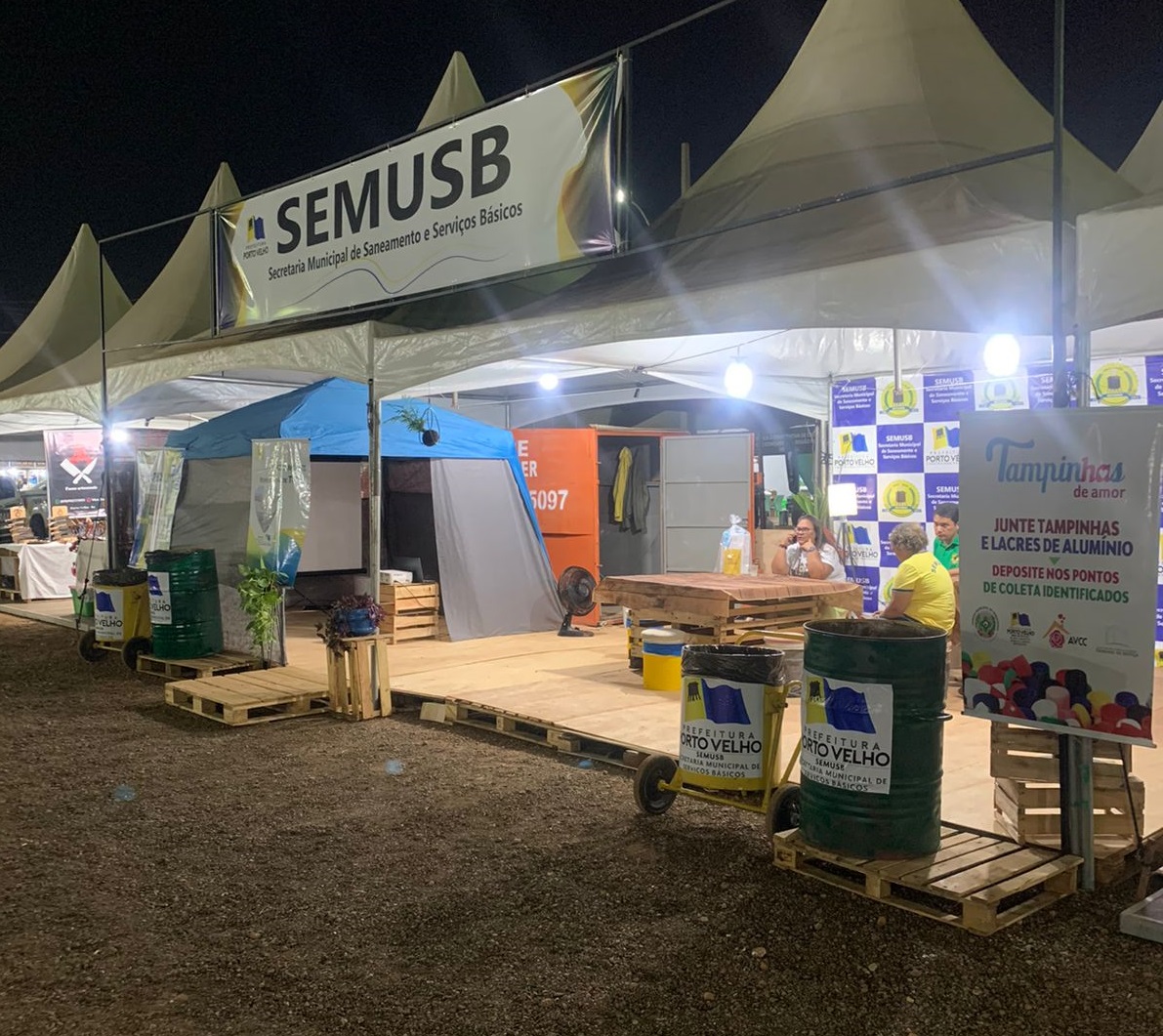 No estande população consegue ter conhecimento direto de como funciona toda a estrutura de trabalho