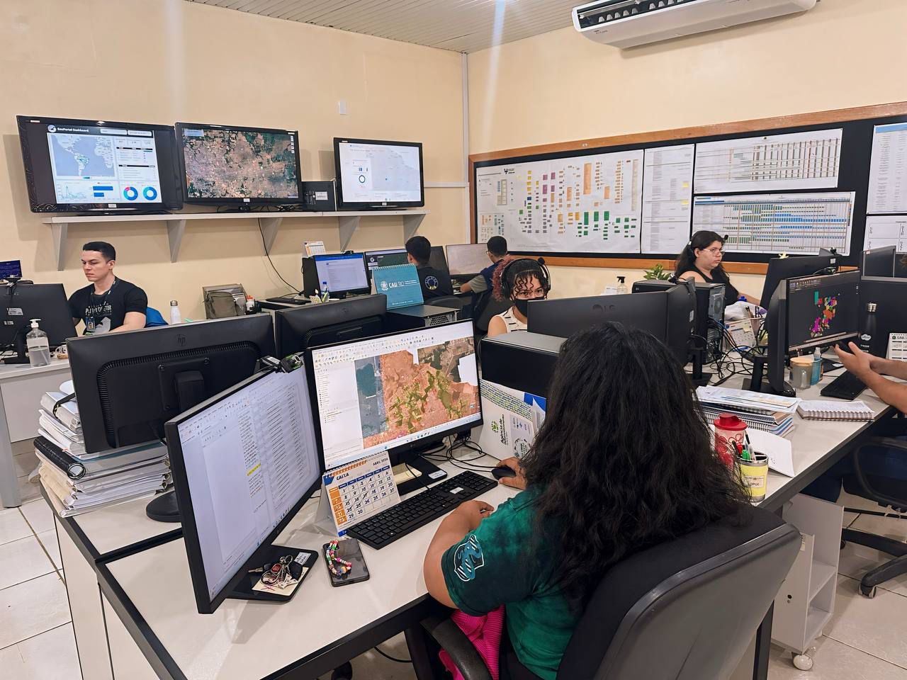 De forma gratuita, estão disponibilizados mapas, geoserviços e dados do Município para consulta por qualquer cidadão