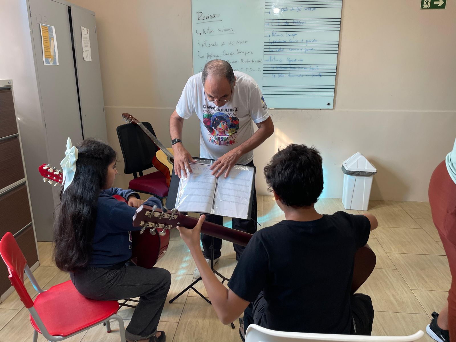 Professor Bado atua como instrutor e compositor, é um dos nomes mais antigos da unidade