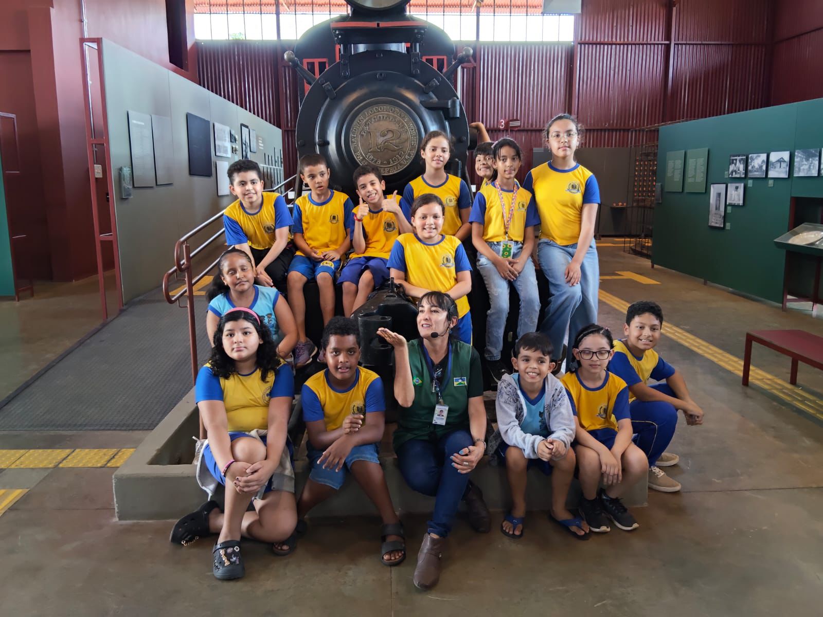 Passeio finalizou com a visita ao museu do Complexo da EFMM 