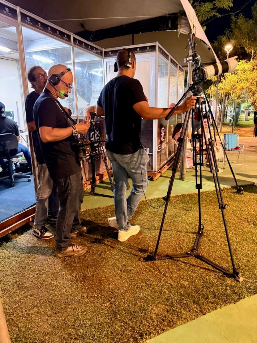 Transmissão do evento foi reazalida em tempo real para toda a população