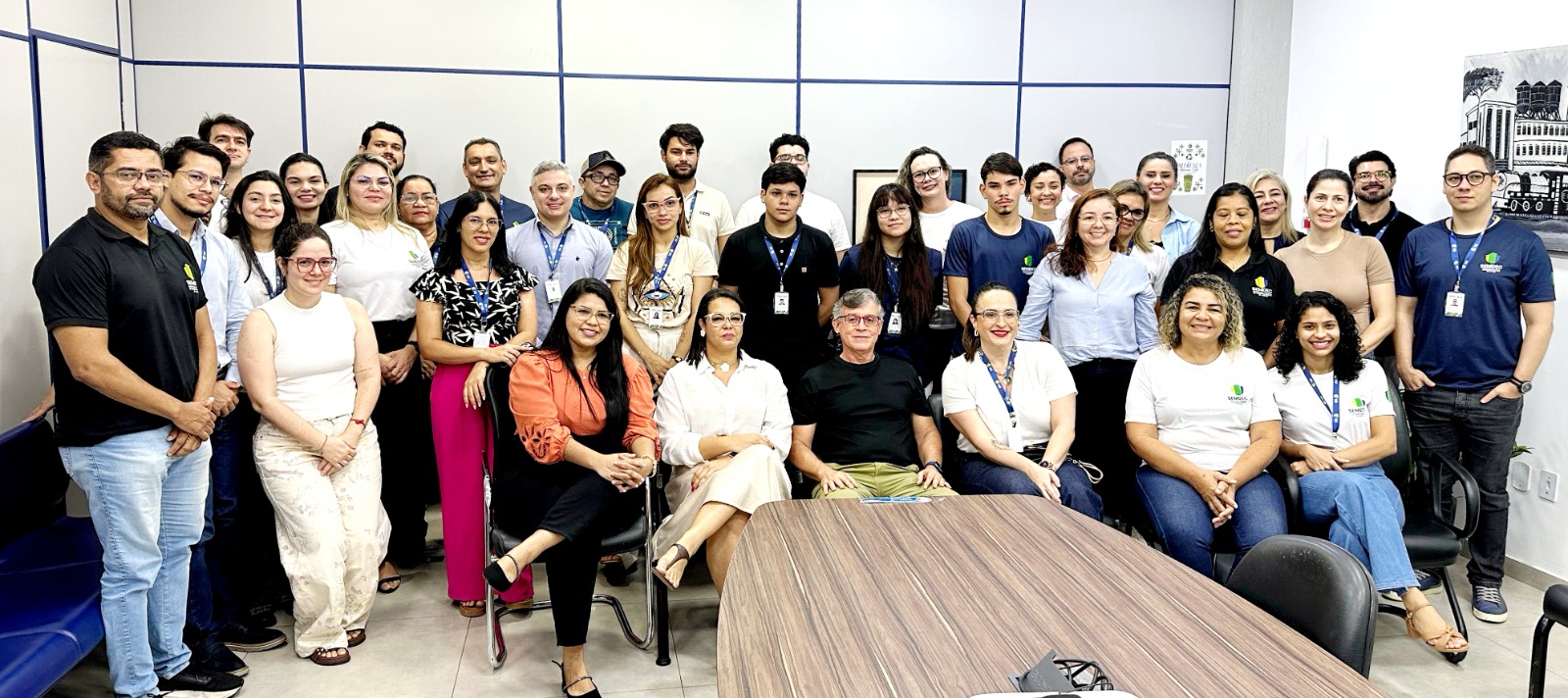 Atividade aconteceu na sala de reuniões da Semdec