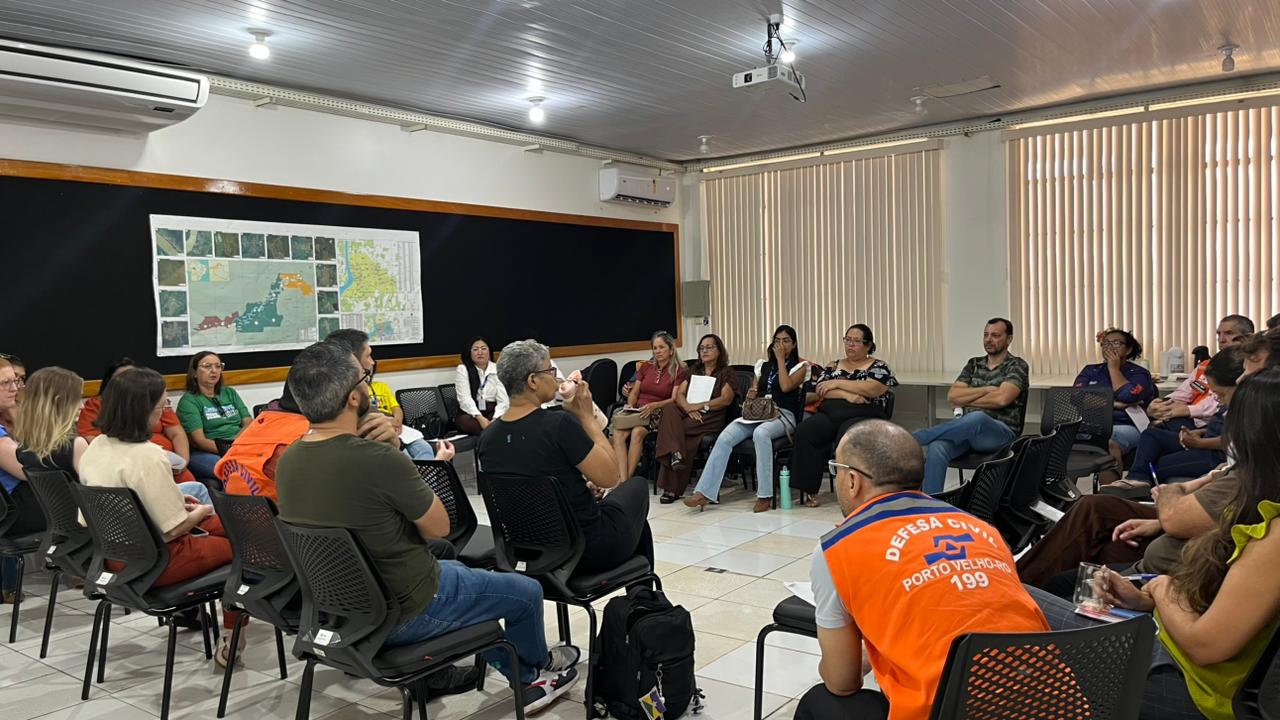 Treinamento apresentou o uso de formulário digital desenvolvido para registrar informações sociais e territoriais das comunidades ribeirinhas