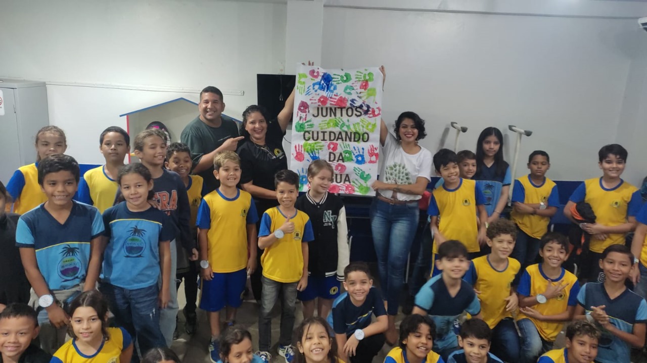 Alunos participam de palestras, dinâmicas interativas e atividades educativas