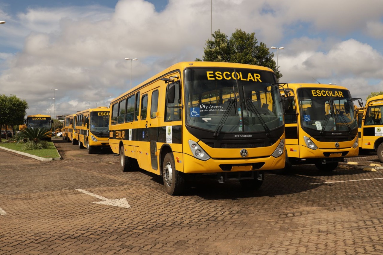 Investimento é viabilizado pela Semed, por meio do Programa Municipal de Apoio ao Transporte Escolar (PEMAT)