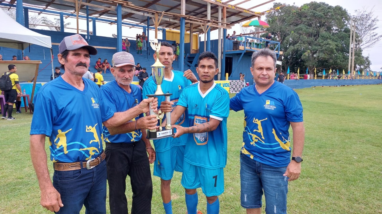 Equipe Kaxarari ganhou no futebol masculino
