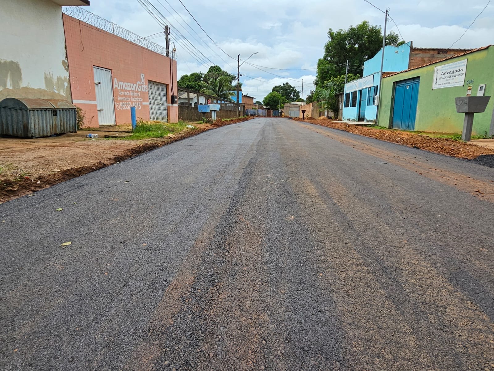 Foram 13 ruas pavimentadas no bairro Pantanal na primeira etapa do serviço