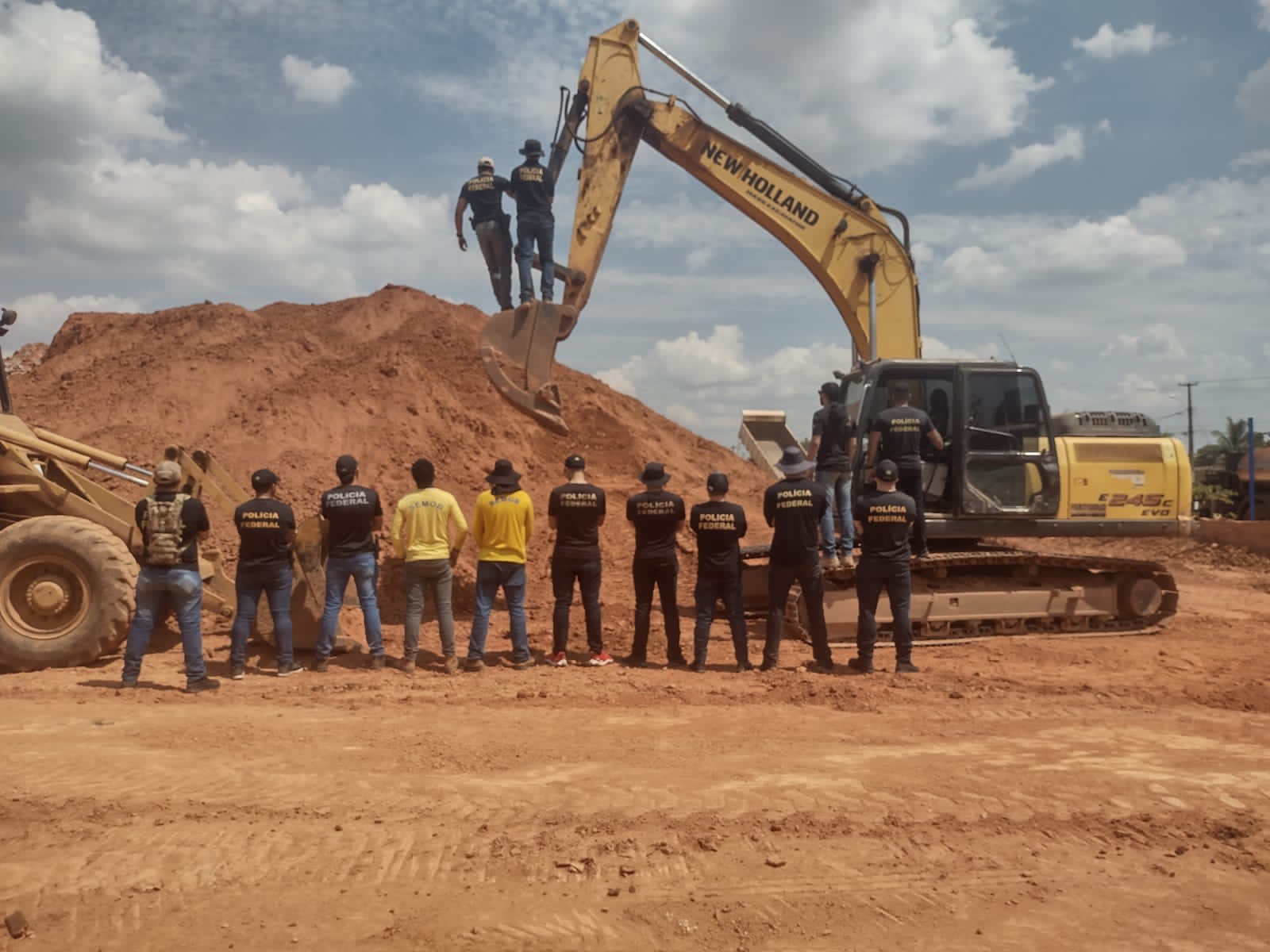 Doze policiais receberam treinamento oferecido pela Secretaria de Obras