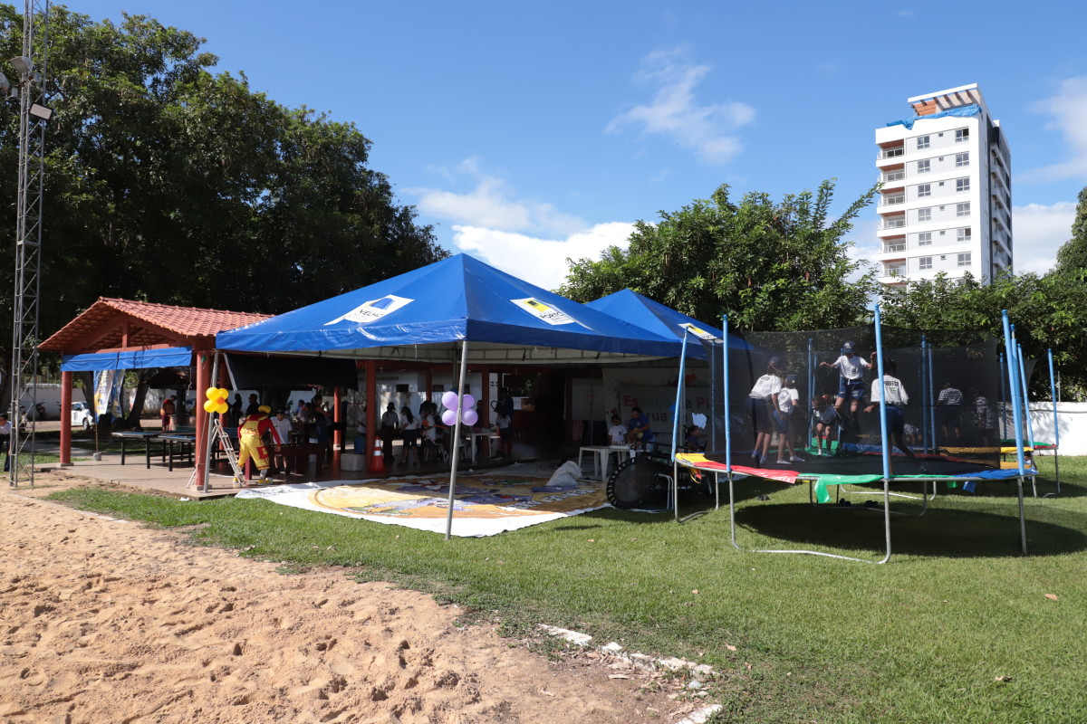 Prefeitura leva atividades recreativas às crianças do projeto social da Base Aérea