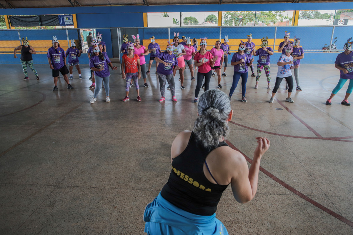 Alunos do projeto Viva Bem participam de “Aulão de Páscoa” no Bairro Esperança da Comunidade