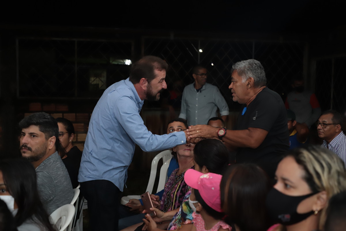 Reunião com os moradores do bairro Igarapé
