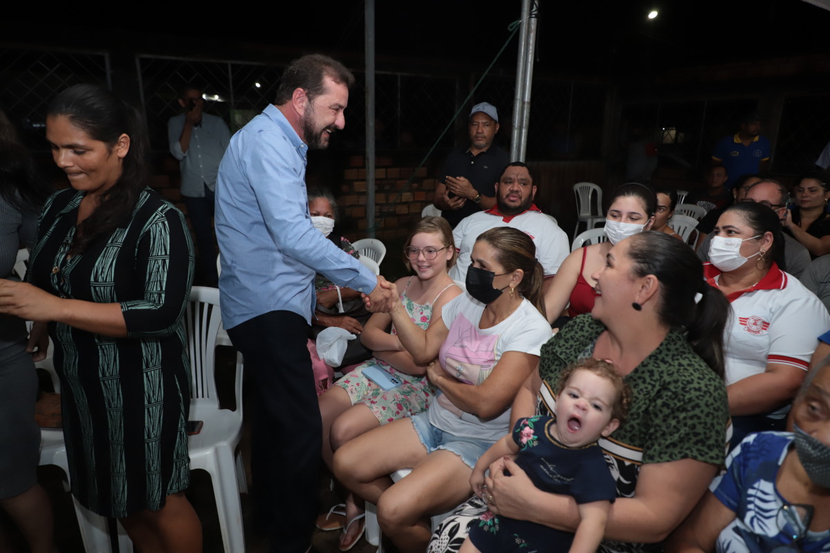 Reunião com os moradores do bairro Igarapé