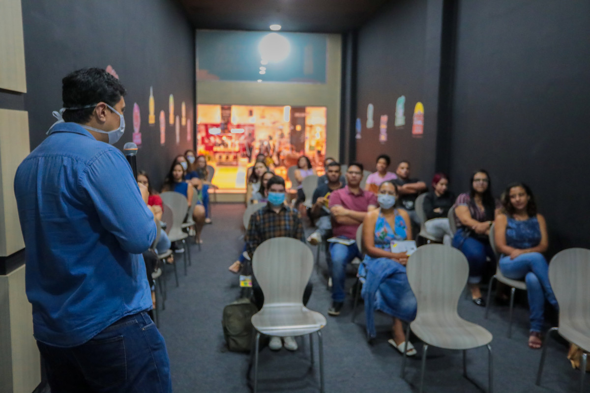 Estação Turismo abre espaço para palestra acadêmica em seu penúltimo dia de programação