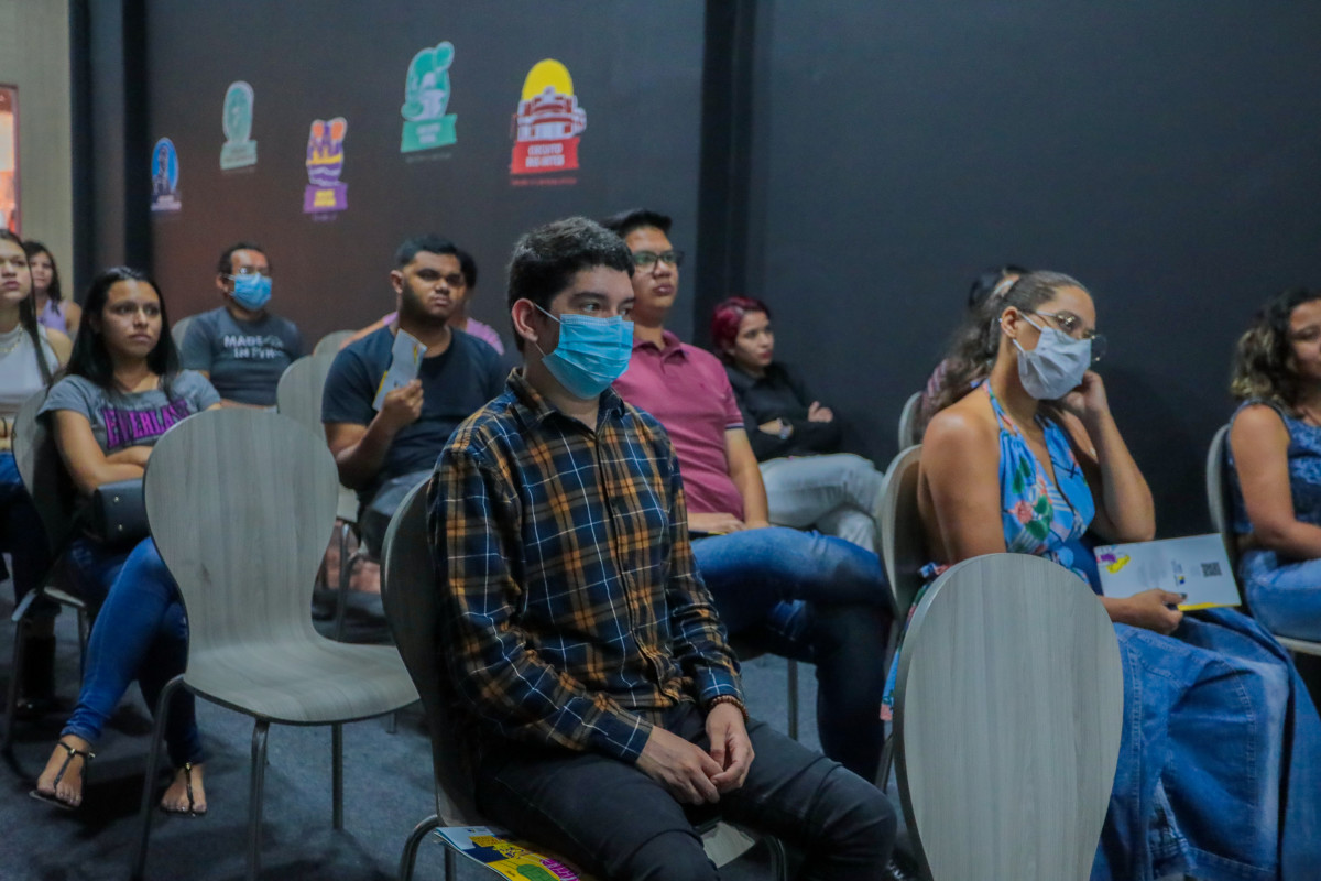 Estação Turismo abre espaço para palestra acadêmica em seu penúltimo dia de programação