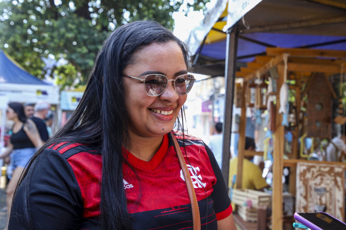Giro Empreendedor leva exposição de artesanato à praça do Mercado Cultural